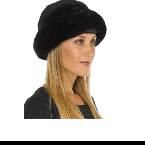 Brand new with tag. Winter luxury genuine fur hat - Picture 2 of 4